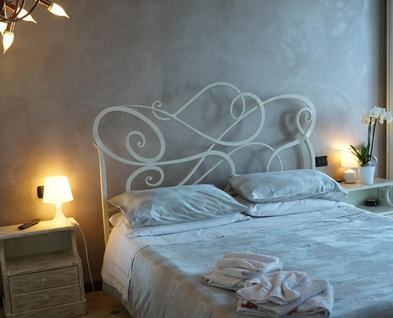 Portola La Vecchia Dimora Villa Roncola Italy