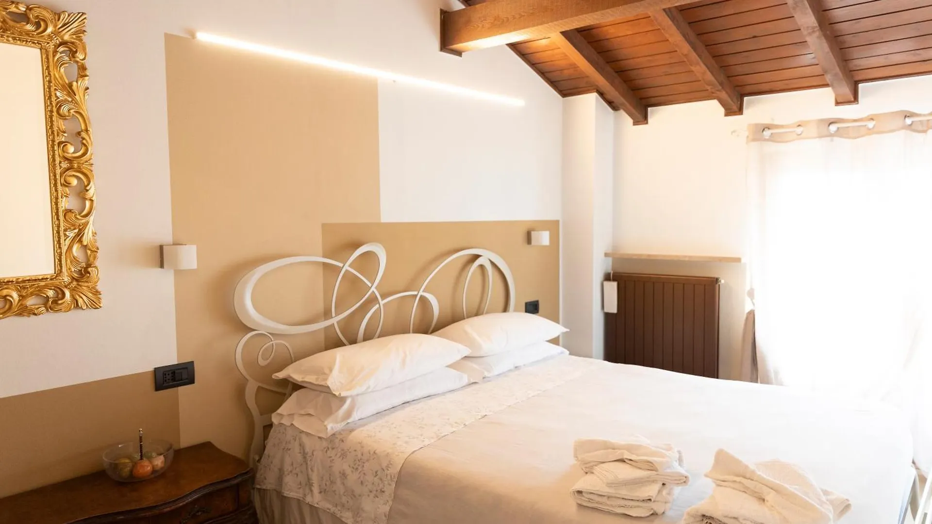 Portola La Vecchia Dimora Villa Roncola Italy